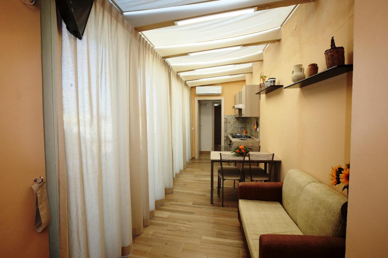 Re Sole Case Vacanze - Esclusivo Attico M A R T E Con Spaziosissima Terrazza Solarium Attrezzata Avola Kültér fotó