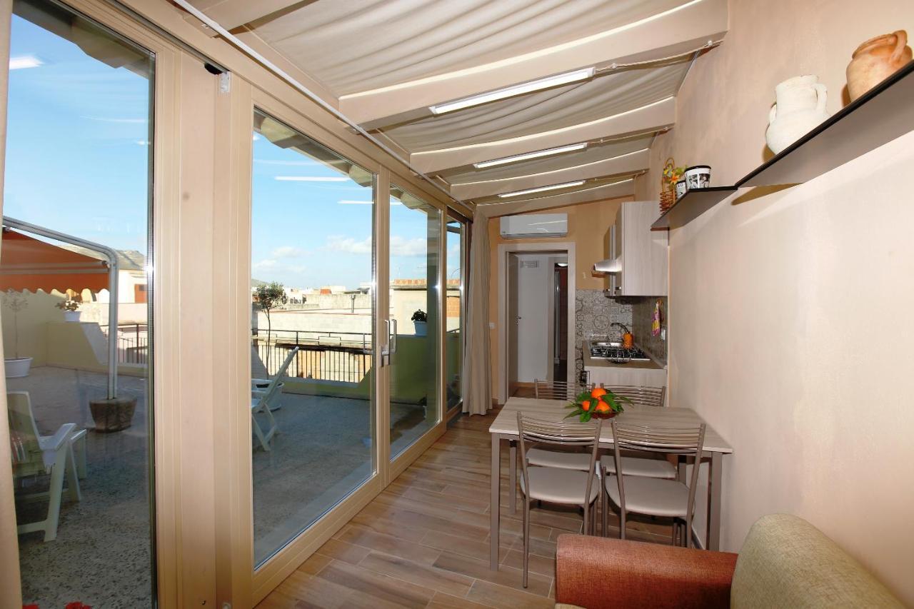Re Sole Case Vacanze - Esclusivo Attico M A R T E Con Spaziosissima Terrazza Solarium Attrezzata Avola Kültér fotó