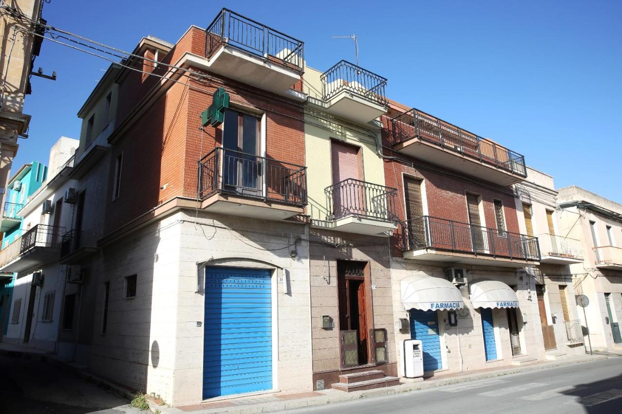 Re Sole Case Vacanze - Esclusivo Attico M A R T E Con Spaziosissima Terrazza Solarium Attrezzata Avola Kültér fotó